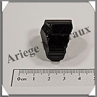 TOURMALINE NOIRE - 22 grammes - 28x25x20 mm - R062