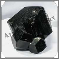 TOURMALINE NOIRE - 460 grammes - 80x75x60 mm - P001