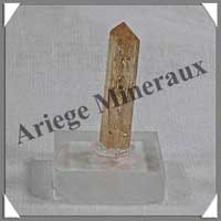 TOPAZE IMPERIALE - 5 grammes - 25x6x5 mm - M001