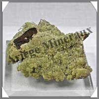 WULFENITE-MIMETITE - 28 grammes - 60x40x20 mm - M002