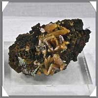 WULFENITE-MIMETITE - 50 grammes - 50x30x25 mm - M007