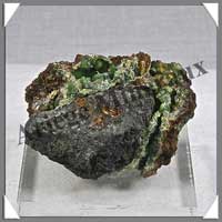 WULFENITE-MIMETITE - 130 grammes - 50x40x30 mm - M009