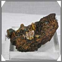 WULFENITE-MIMETITE - 50 grammes - 50x40x20 mm - M010