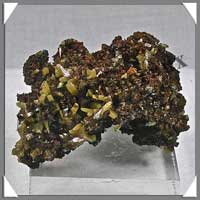 WULFENITE-MIMETITE - 70 grammes - 70x50x40 mm - M011