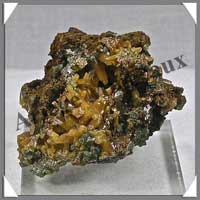 WULFENITE-MIMETITE - 120 grammes - 50x45x45 mm - M012