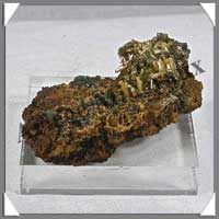 WULFENITE-MIMETITE - 30 grammes - 60x40x20 mm - M013