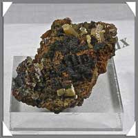 WULFENITE-MIMETITE - 55 grammes - 70x40x30 mm - M014