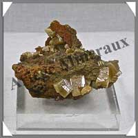 WULFENITE-MIMETITE - 30 grammes - 50x40x30 mm - M015