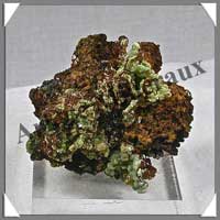 WULFENITE-MIMETITE - 100 grammes - 60x50x40 mm - M026