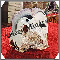 AGATE AMETHYSEE - 2920 grammes - 185x165x140 mm - R002