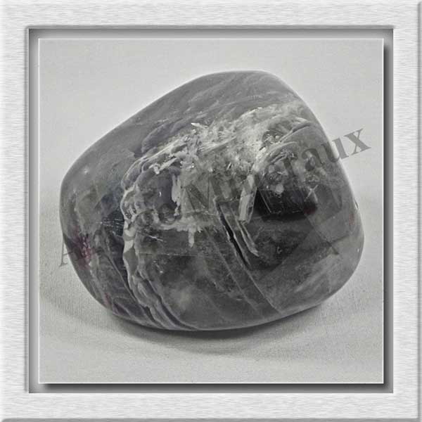 FLUORITE Arc en Ciel - 275 grammes - 55x55x40 mm - C013