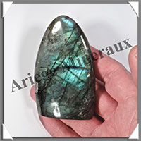 LABRADORITE - 138 grammes - 90x50x12 mm - R030