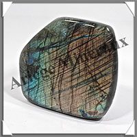 LABRADORITE - 774 grammes - 96x89x51 mm - R130