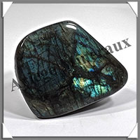 LABRADORITE - 628 grammes - 90x82x47 mm - R133