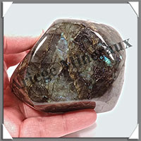 LABRADORITE - 628 grammes - 90x82x47 mm - R133