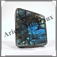 LABRADORITE - 675 grammes - 90x80x35 mm - Y011