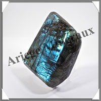 LABRADORITE - 675 grammes - 90x80x35 mm - Y011