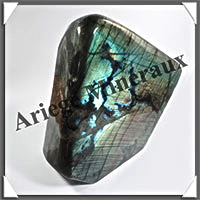 LABRADORITE - 4070 grammes - 190x180x80 mm - Y021
