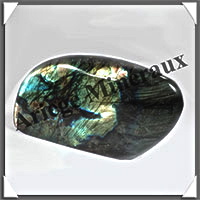 LABRADORITE - 1535 grammes - 160x95x50 mm - Y022