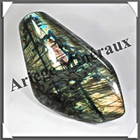 LABRADORITE - 2520 grammes - 245x140x60 mm - Y029
