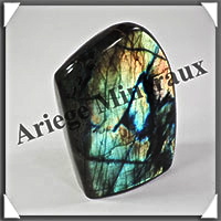 LABRADORITE - 525 grammes - 105x70x30 mm - Y036