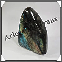 LABRADORITE - 720 grammes - 105x85x40 mm - Y038