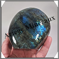 LABRADORITE - 1300 grammes - 110x100x55 mm - Y053