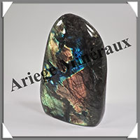 LABRADORITE - 770 grammes - 130x80x35 mm - Y055