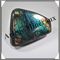 LABRADORITE - 1880 grammes - 140x55x40 mm - Y058