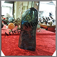 LABRADORITE - 1210 grammes - 200x75x25 mm - Y060