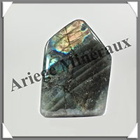 LABRADORITE - 580 grammes - 110x80x30 mm - Y082