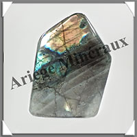 LABRADORITE - 580 grammes - 110x80x30 mm - Y082