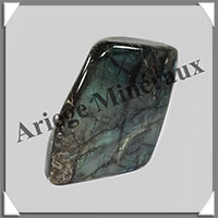 LABRADORITE - 620 grammes - 83x80x40 mm - Y083
