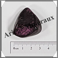 SUGILITE  - 23,90 grammes - 32x31x15 mm - C021