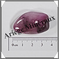 SUGILITE  - 13,60 grammes - 36x22x15 mm - C037