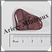 SUGILITE  - 7,90 grammes - 28x21x9 mm - C042