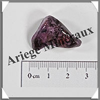 SUGILITE  - 5,70 grammes - 24x16x11 mm - C067