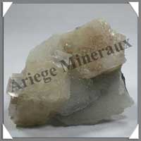 APOPHYLLITE CALCITE - 175 gr - 30x65x95 mm - A063