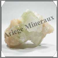 APOPHYLLITE STILBITE - 242 gr - 50x65x105 mm - A019